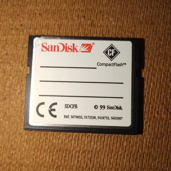 SanDisk 32MB CompactFlash Memory Card With User Guide & ImageMate Brochure - Picture 2 of 3